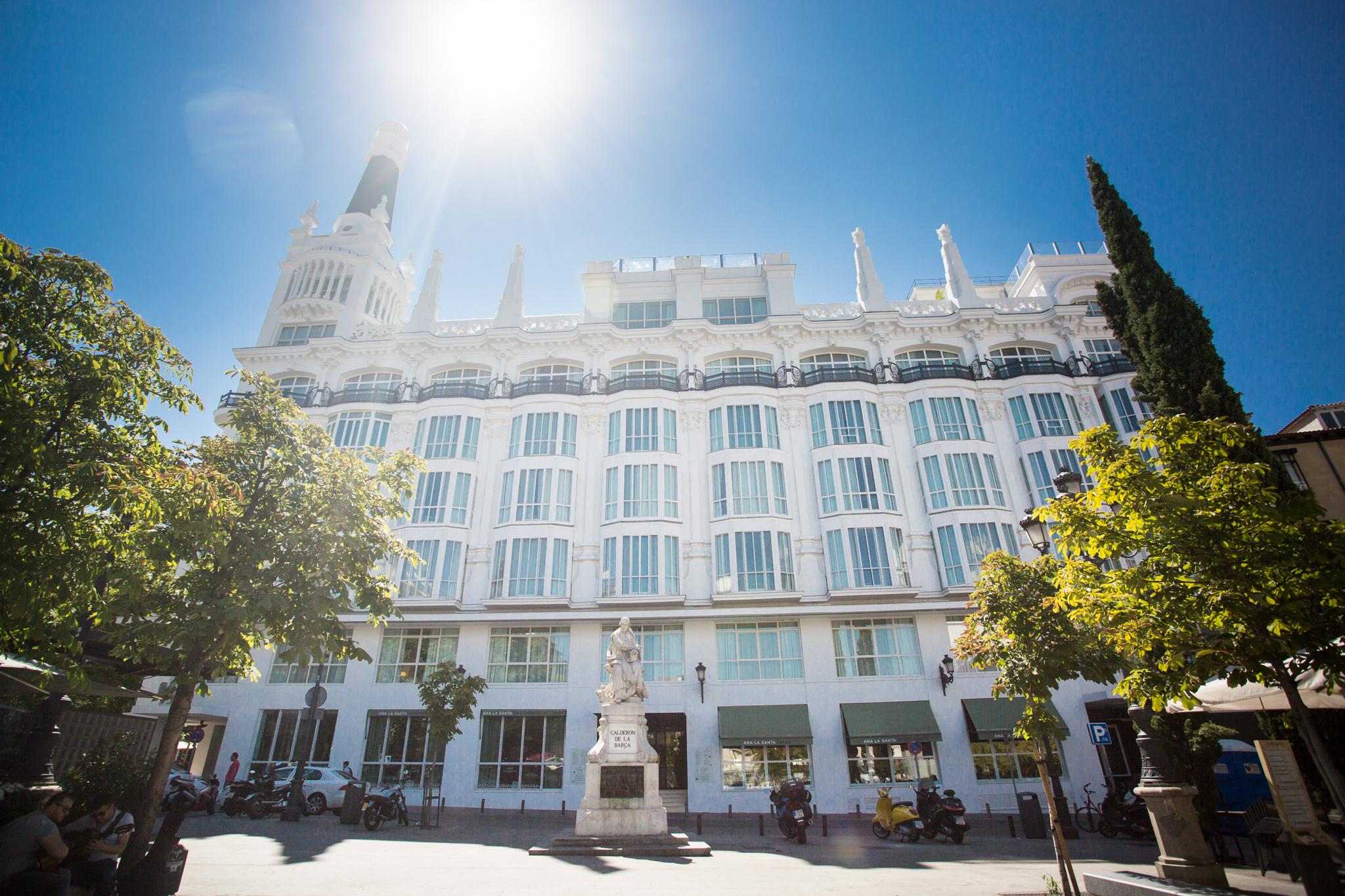 Me Madrid Reina Victoria By Melia Hotel Екстериор снимка