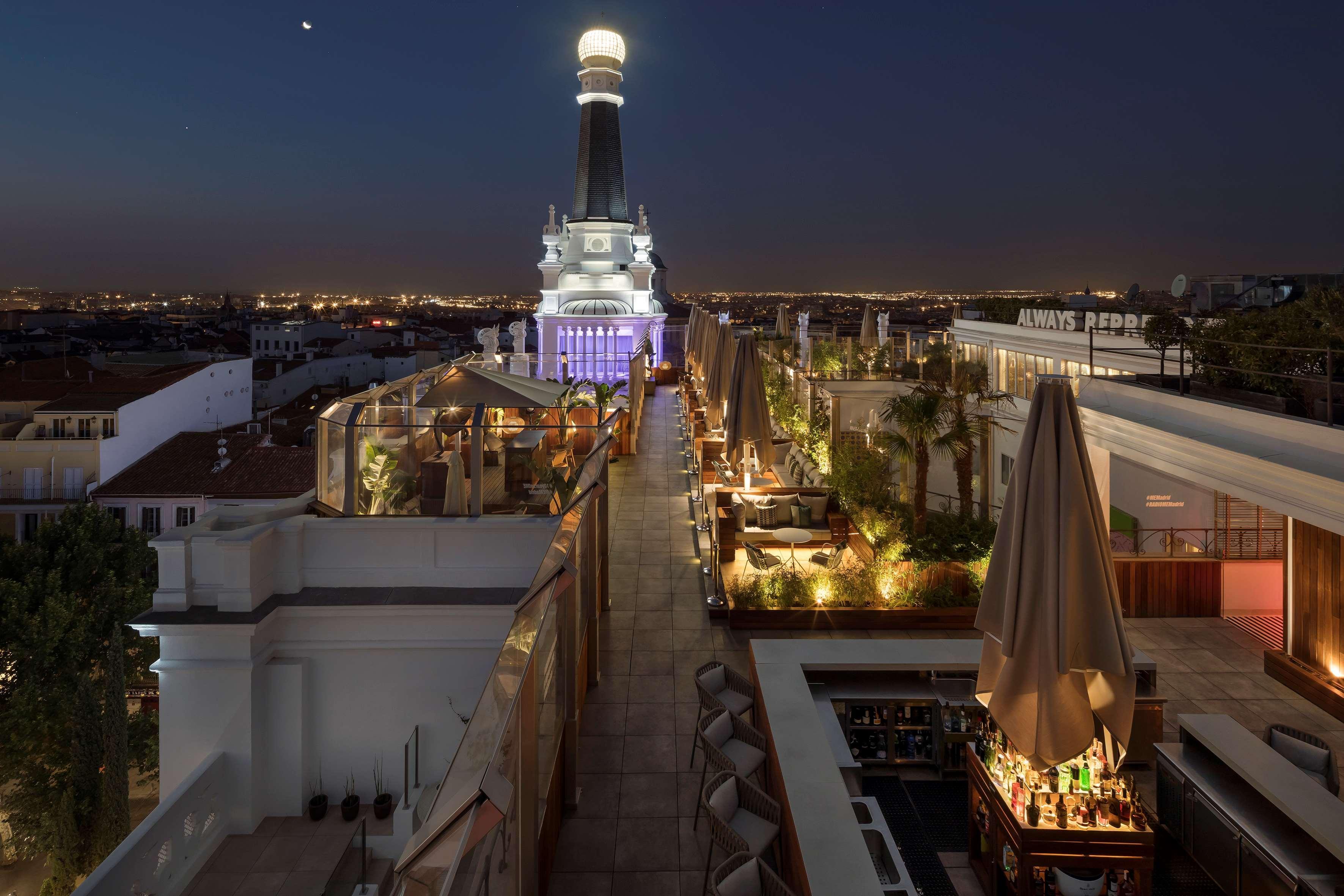 Me Madrid Reina Victoria By Melia Hotel Екстериор снимка